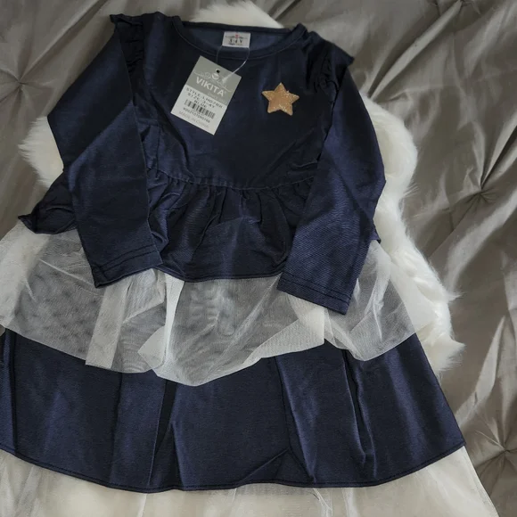 NWT !! TODDLER DRESS - Picture 2 of 4